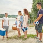 Patura picnic cu folie aluminiu,200x200,cu maner,model dungi, Relaxdays, albastru si alb - imagine 2
