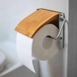 Suport hartie igienica, inox, capac din bambus rezistent la umiditate, maro/argintiu, 14,5 x 2 x 135 cm - imagine 2