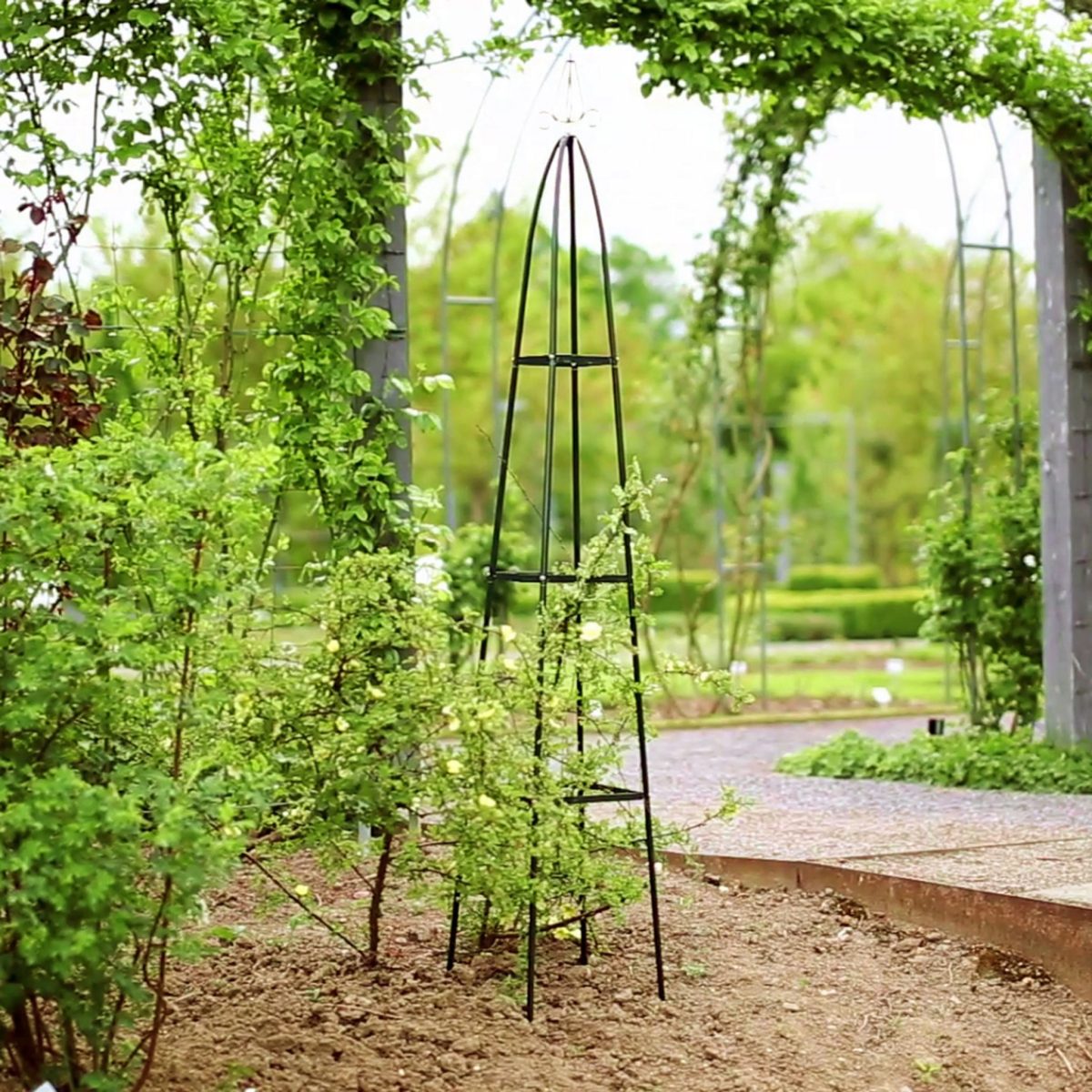 Suport flori de gradina, obelisc, 192 x 35 x 35 cm, verde, Relaxdays - imagine 2
