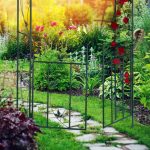 Arcada cu poarta metalica pentru flori cataratoare, verde inchis, 230 x 113,5 x 36,5 cm, Relaxdays - imagine 3
