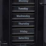 Cutie pastile, organizator medicamente saptamanal Relaxdays, recipiente detasabile cu 4 compartimente, alb/negru, 13 x 11.5 x 4.5 cm - imagine 3