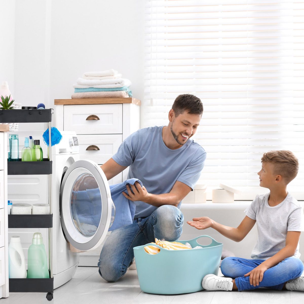 Etajera cu 4 rafturi, Relaxdays, din plastic si inox, gri, 98 x 15.5 x 40.5 cm - imagine 3