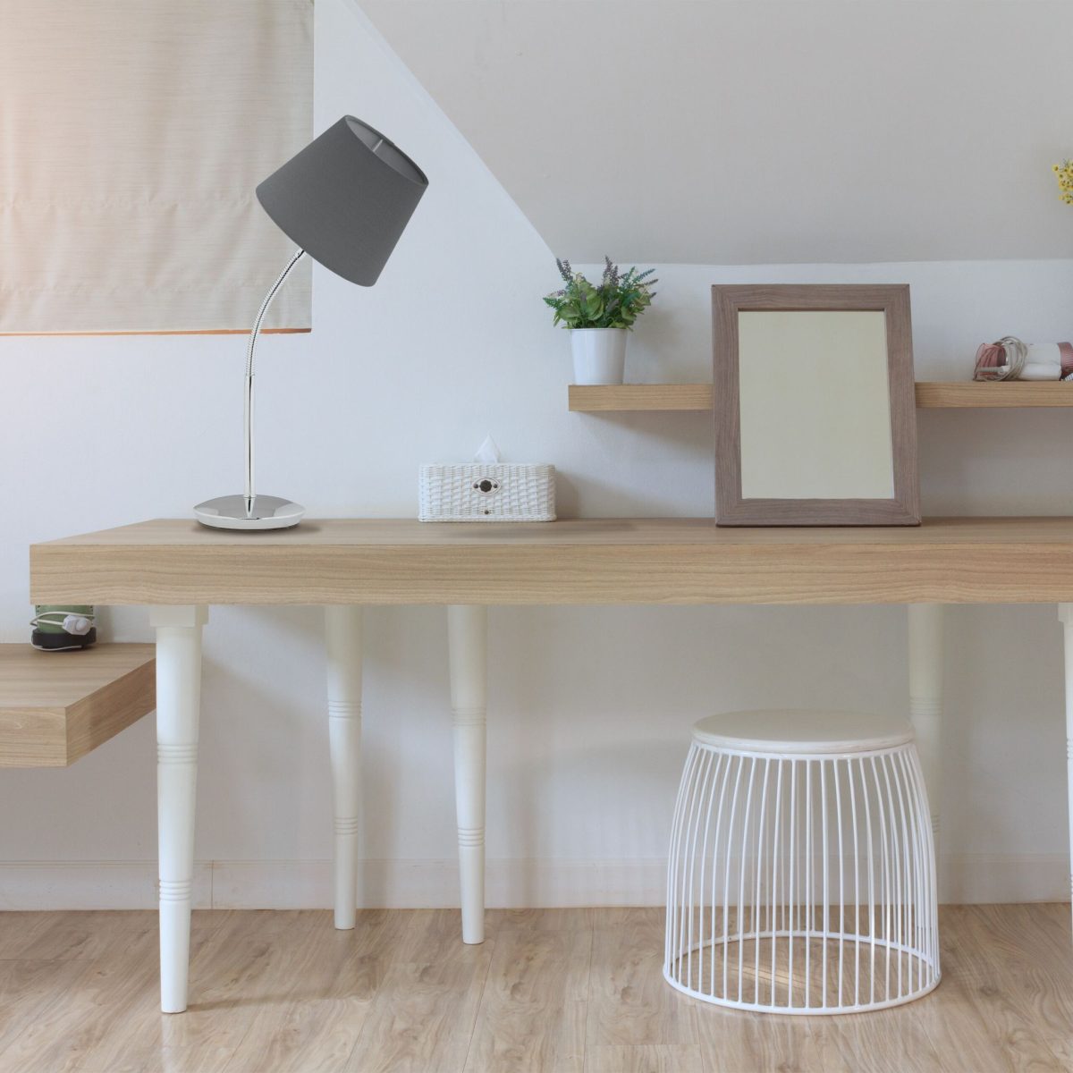 Lampa de birou, cadru flexibil, design atemporal, E14, abajur din material textil, 47 x 17 cm, gri - imagine 2