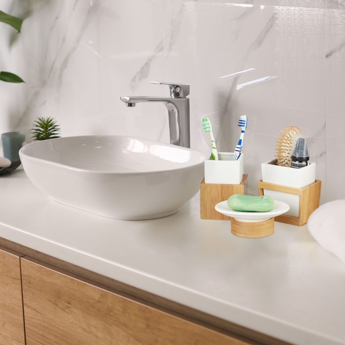 Set accesorii pentru baie, 4 piese, din bambus si ceramica, maro/alb - imagine 2