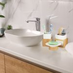 Set accesorii pentru baie, 4 piese, din bambus si ceramica, maro/alb - imagine 2