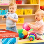 Taburet pliabil Relaxdays, Ambulance, multicolor, 32 x 48 x 32 cm - imagine 6