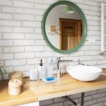 Set 4 accesorii de baie, dispensar, savoniera, suport pentru 4 periute, pahar, din plastic, alb lucios - imagine 2