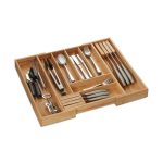 Suport organizare tacamuri si ustensile, 8 compartimente, extensibil, din bambus, 5 x 52 x 43 cm