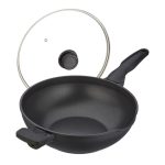 Tigaie wok cu capac, din aluminiu/sticla/plastic, neagra, 15 x 57,5 ​​x 31,5 cm