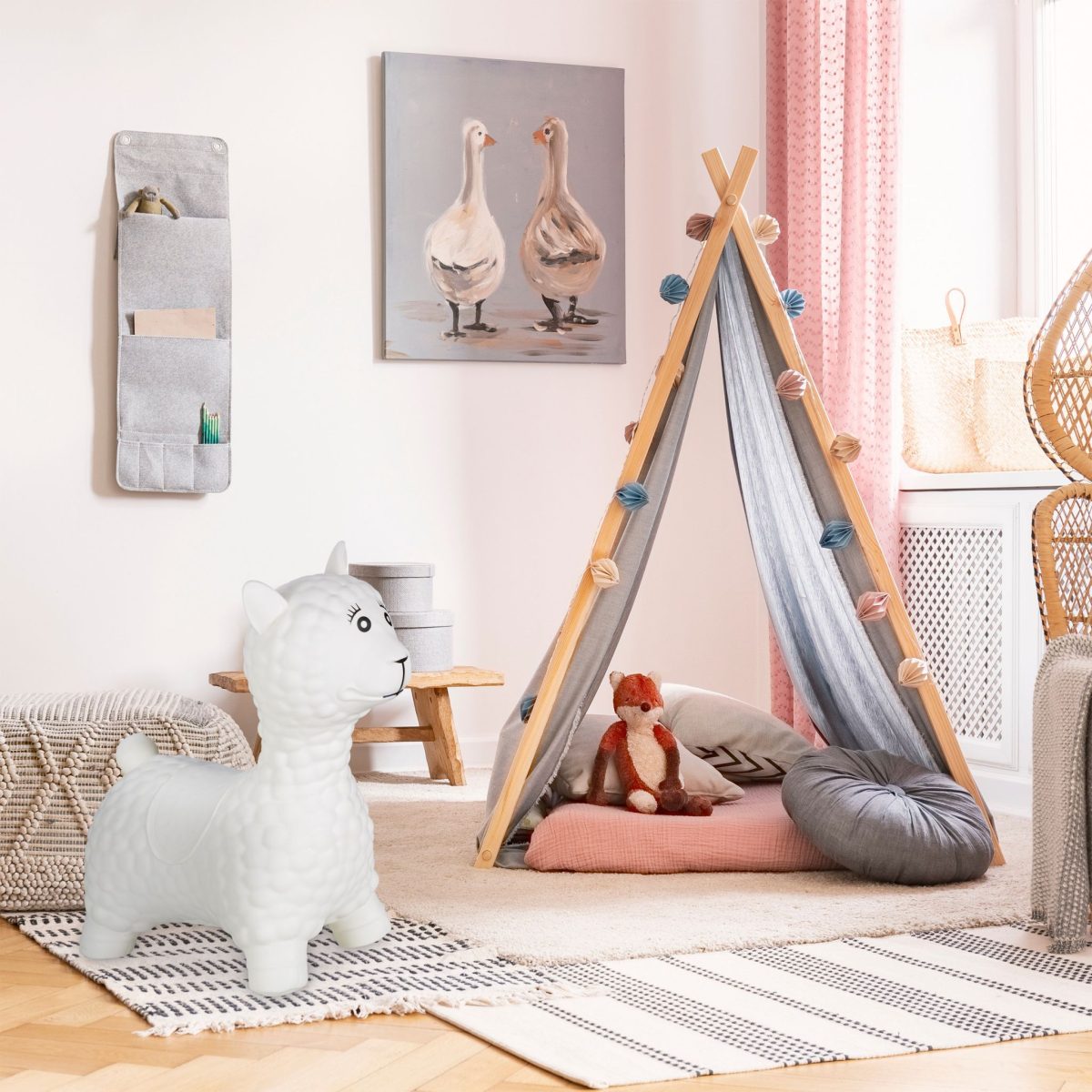 Jumper de cauciuc in forma de lama, dimensiuni 53 x 49 x 21 cm, alb crem, Relaxdays - imagine 5