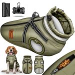 Geaca pentru caini, TRESKO, cu ham, marimea 3XL, detalii reflectorizante, dozator cu 15 pungi incluse, material cu 3 straturi din poliester, bumbac si lana, rezistenta la apa si zapada, verde