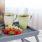 Tava servire din bambus, pliabila, dimensiuni 22 x 63,5 x 31 cm, gri, Relaxdays - imagine 5
