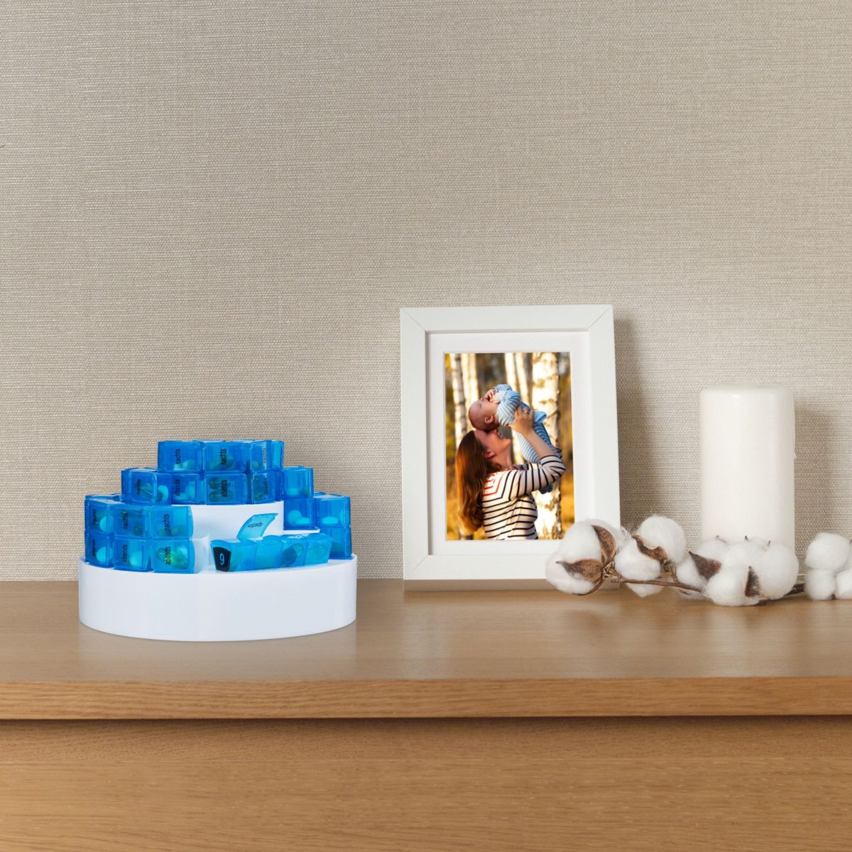 Organizator pastile pentru 31 de zile, 4 compartimente pe zi, plastic, albastru, 14 x 21 cm - imagine 5