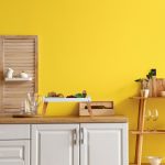 Tava servire din bambus si MDF, dimensiuni 24 x 55,5 x 30 cm, alb/maro, Relaxdays - imagine 2