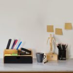 Suport organizator cu 9 compartimente, sertar, pentru birou/cosmetice, bambus, maro/negru, 10 x 25 x 15,5 cm - imagine 4
