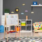 Tabla cu 2 fete, fata alba magnetica, scris si desenat, reglabila pe inaltime, raft pentru accesorii, lemn, crem, 55 x 52 cm x 135 cm - imagine 3