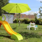 Set mobilier de gradina pentru copii, masa cu 4 scaune si umbrela, lemn de brad, 56 x 112 x 112 cm - imagine 6