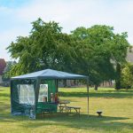Cort Pavilion cu 2 pereți laterali, metal, 3 m x 3 m, verde, Relaxdays - imagine 2