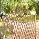 Spalier extensibil pentru flori cataratoare, lemn, Relaxdays, H 98-108 cm, L 37-200 cm, maro deschis - imagine 2