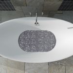 Covor antiderapant pentru cada, Relaxdays, gri, 0.7 x 67 x 38 cm - imagine 2