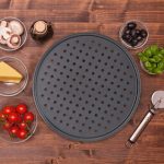 Set 3 tavi pentru pizza Relaxdays, negru, 1 x 32 cm - imagine 2