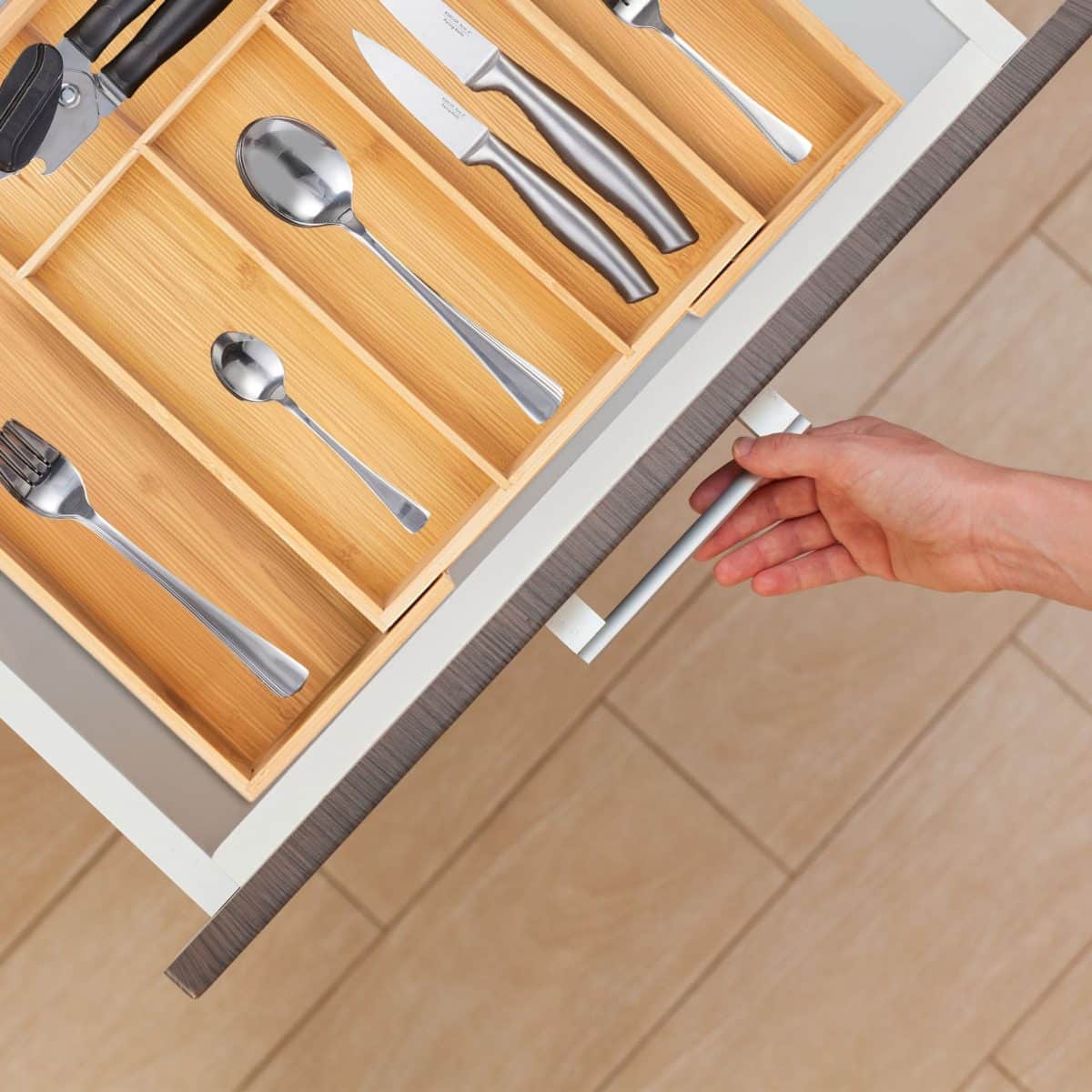 Suport tacamuri din bambus si MDF, 6 compartimente, 5 x 29 x 35,5-47,5, natural - imagine 4