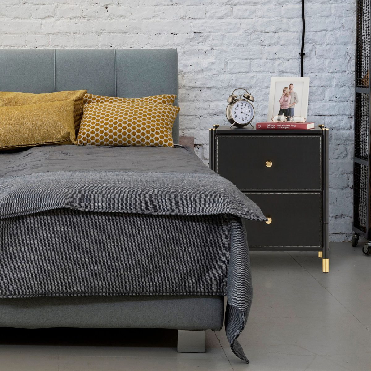 Noptiera cu 2 sertare textile, piele ecologica, design modern, cadru din otel, negru, 55,5 x 46 x 33 cm - imagine 8