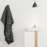 Dulap baie, baza lavoar, bambus/MDF, maro/alb, 60,5 x 60 x 30,5 cm - imagine 5