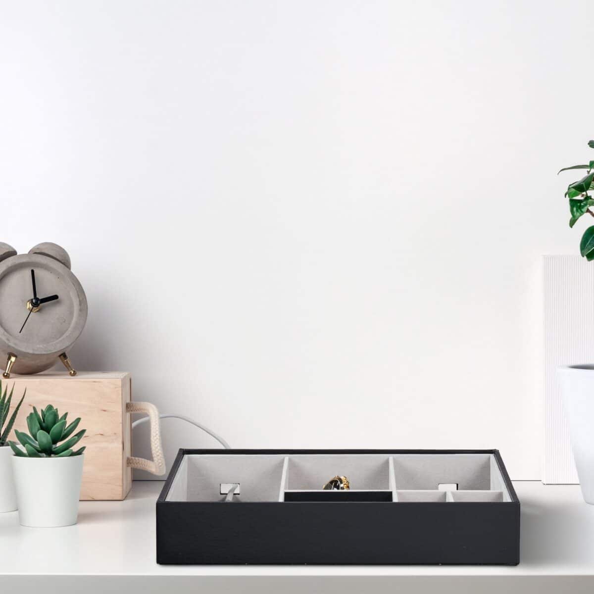 Cutie bijuterii, 6 compartimente, piele ecologica, negru, 7 x 32 x 22 cm - imagine 2