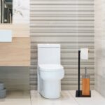 Set de toaleta din bambus si metal, suport hartie igienica si perie toaleta, Relaxdays - imagine 4