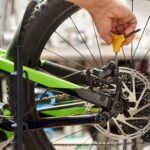 Suport reglabil pentru repararea bicicletelor, 63,5 x 32 x 35 cm, Relaxdays - imagine 3
