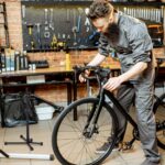 Suport reglabil pentru repararea bicicletelor, 63,5 x 32 x 35 cm, Relaxdays - imagine 5