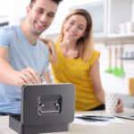 Caseta bani pentru monede si bancnote, gri, dimensiuni 9 x 25 x 18 cm - imagine 6