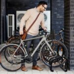 Suport pentru 2 biciclete, cu fixare perete/sol, otel, 27 x 37,5 x 33 cm, Relaxdays - imagine 3