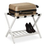 Suport pentru bagaje, cu raft, din lemn, pliabil, 54,5 x 66 x 44,5 cm, alb, Relaxdays