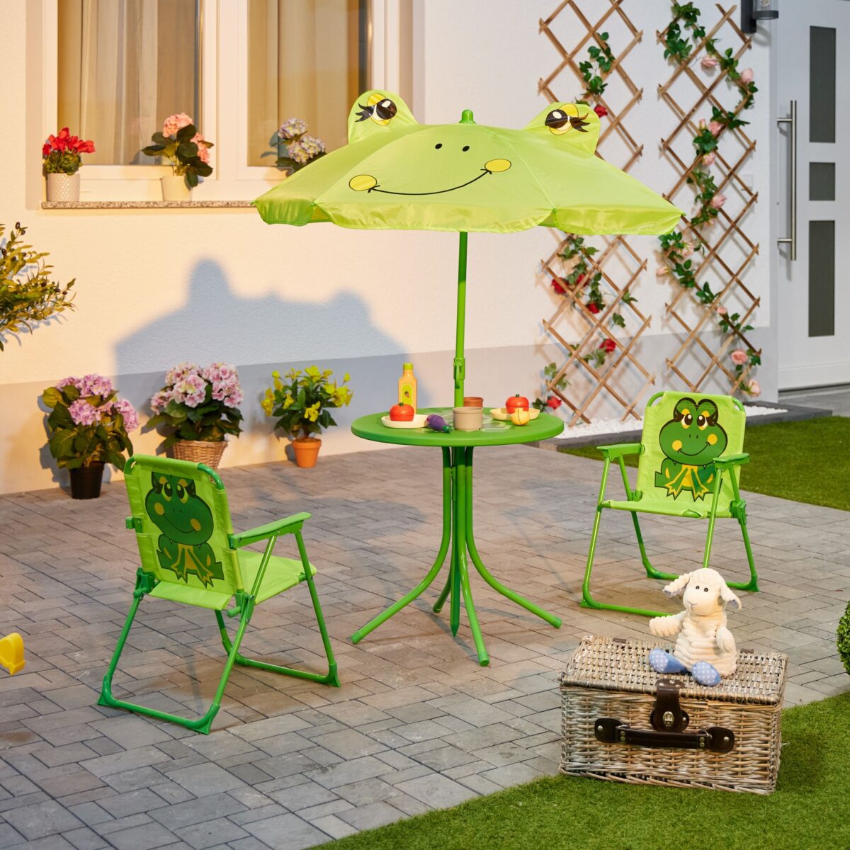 Mobilier exterior pentru copii, masa cu scaune si umbrela, model broasca, verde, Relaxdays - imagine 2